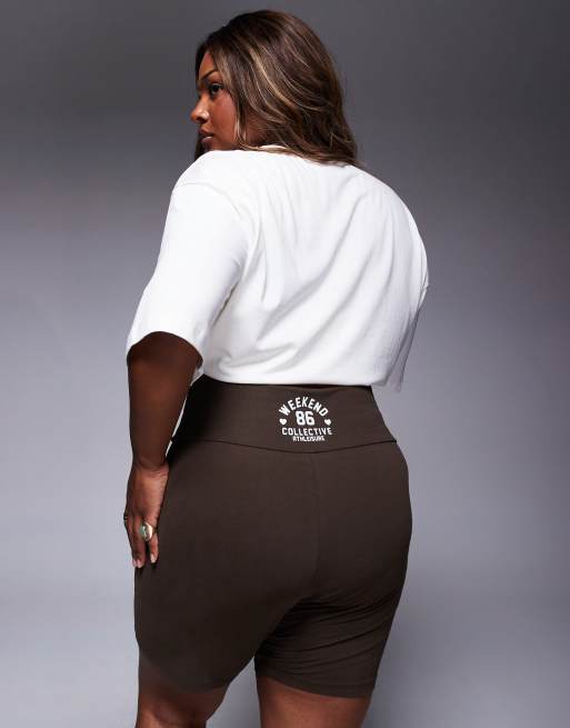 Weekend Collective Curve legging shorts with heart graphic in chocolate - part of a set, 4 of 5