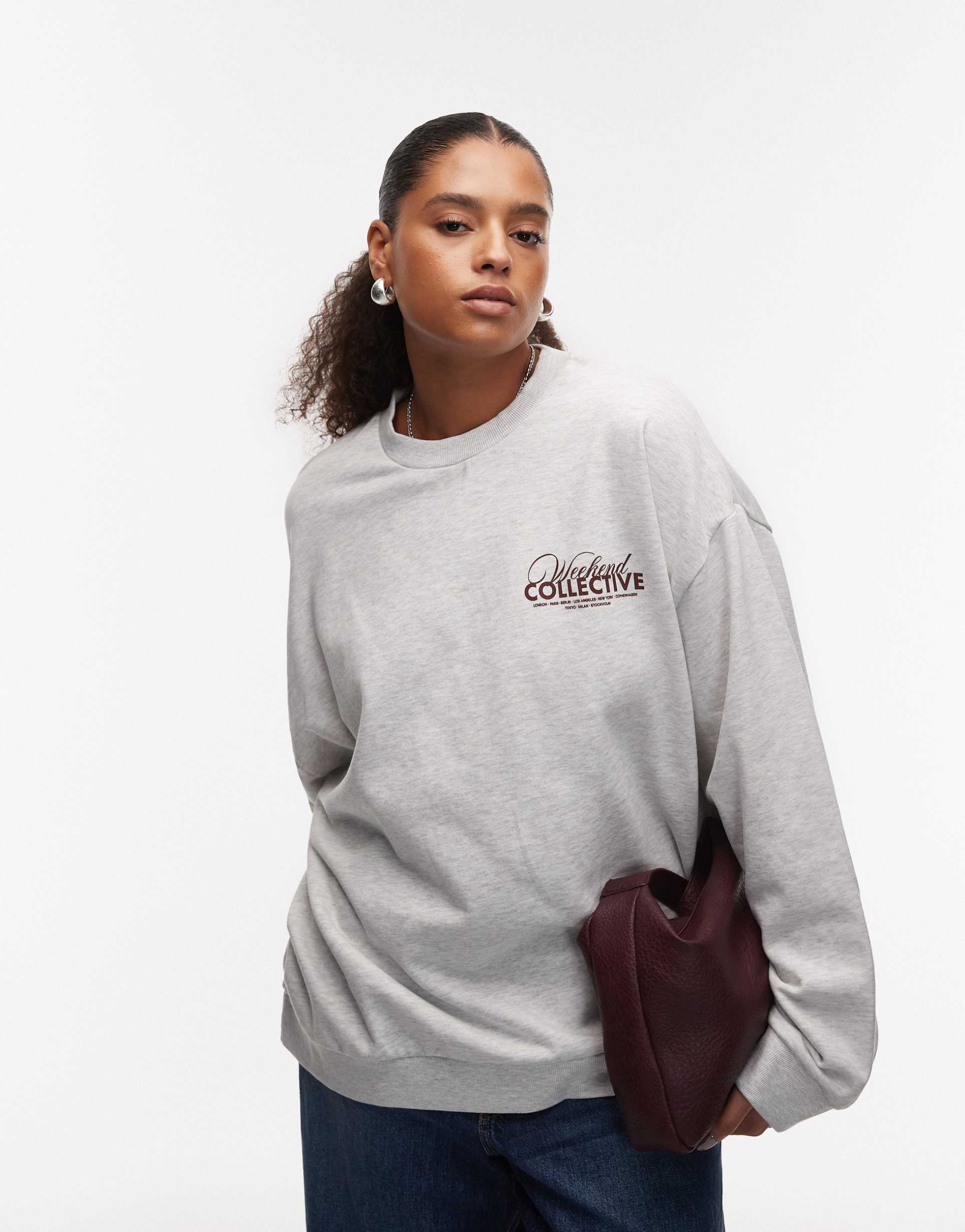 weekend collective curve oversized sweatshirt with athleisure logo back graphic in ice heather
