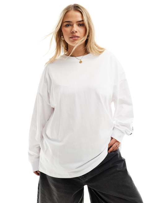 Weekend Collective Curve - Oversized T-shirt met lange mouwen en logo op de rug in wit, 2 van 4
