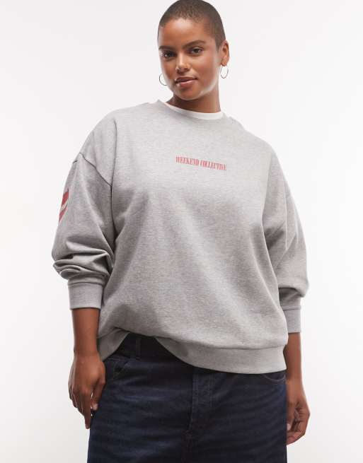 Weekend Collective Curve - Sudadera gris jaspeada con logo apilado en la espalda en rojo, 4 de 4