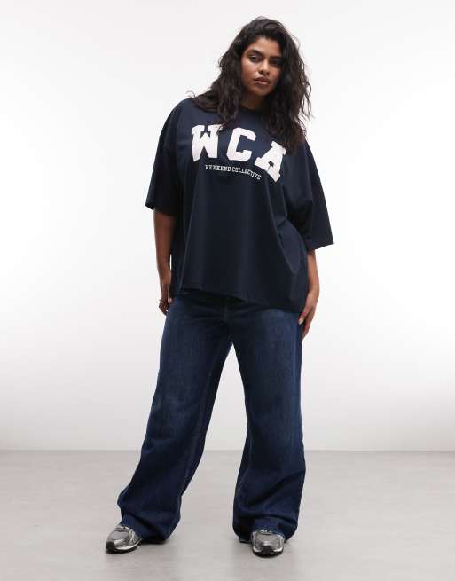 Weekend Collective Curve - T-shirt blu navy con grafica WCA, 2 di 4