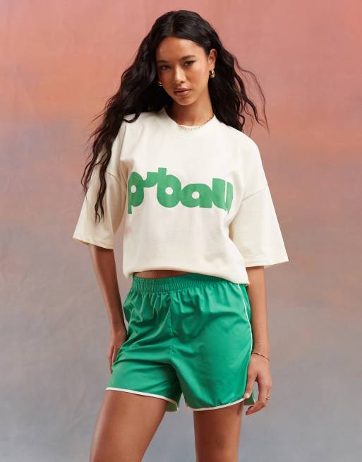 Weekend Collective – Dad-T-Shirt in Buttermilchweiß mit Oversize-Schnitt und Logo
