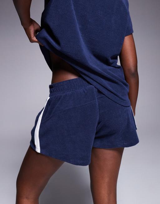 Weekend Collective – Frottee-Shorts in Marineblau, Kombiteil, 5 von 5