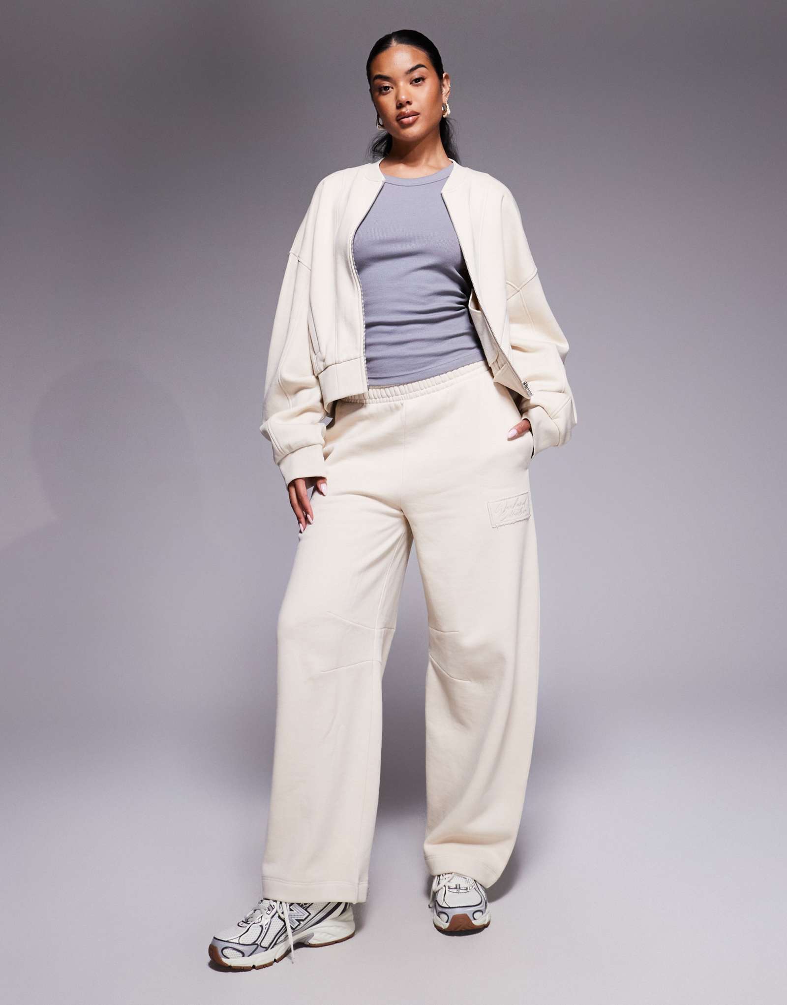 Спортивные брюки Weekend Collective heavyweight barrel leg с рельефным рисунком в камне - часть комплекта