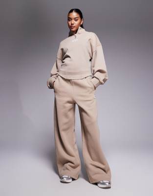 Asos Weekend Collective Weekend Collective Heavyweight Half Zip Ribbed Mix Sweatshirt In Brown