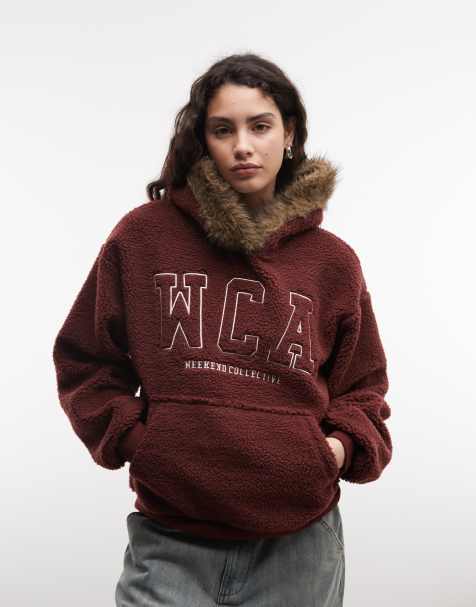 Weekend Collective hoodie oversize en imitation peau de mouton avec capuche bordée de faux-fur bordeaux - view 1