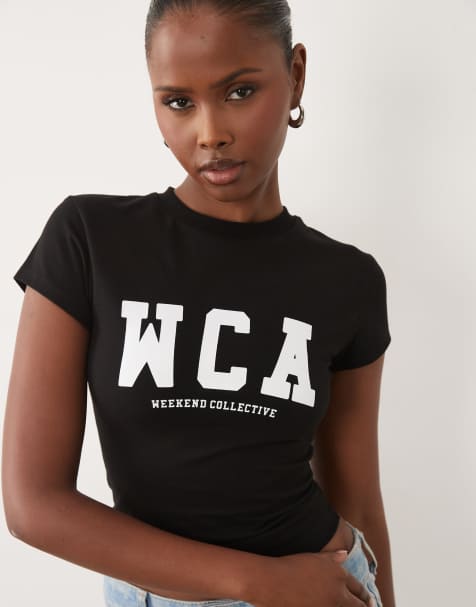 Weekend Collective Icon baby tee z grafiką WCA w czerni - view 1
