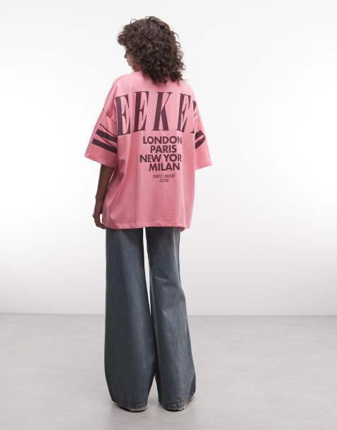 Weekend Collective - Icon - Camiseta rosa extragrande con logo apilado en la espalda - view 1