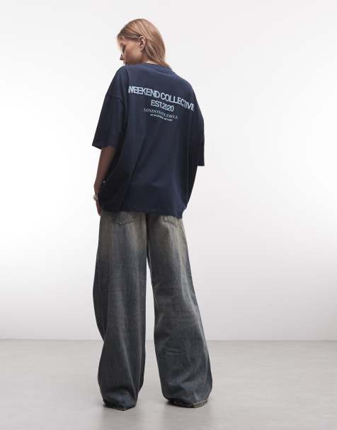 Weekend Collective – Icon – Oversize-T-Shirt in Marineblau mit Grafik in Fettschrift am Rücken - view 1