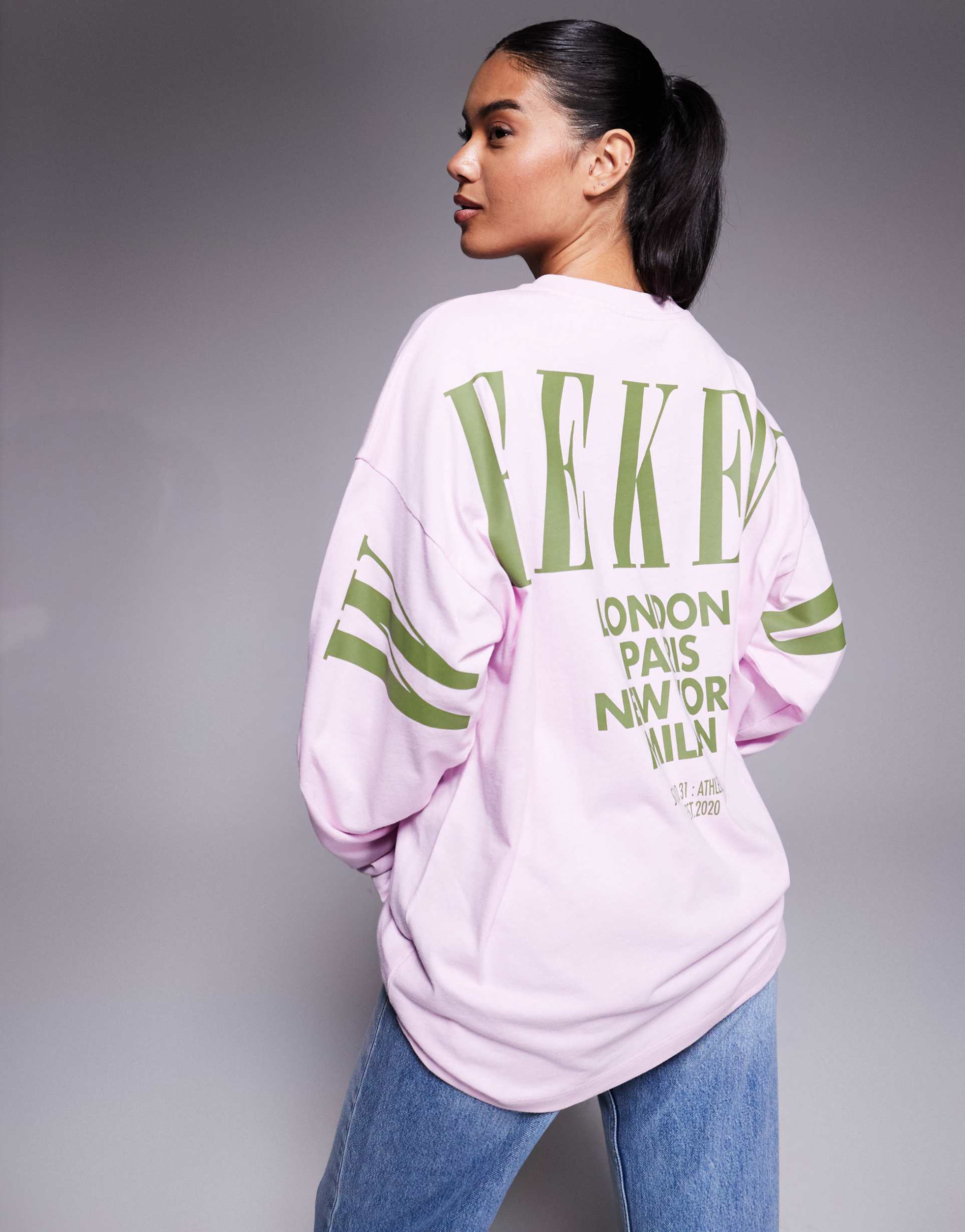 weekend collective icon oversized long sleeve t-shirt with stacked back logo in pink