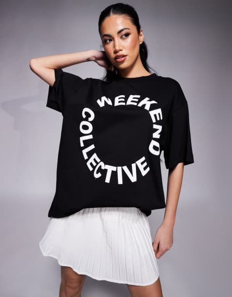 Weekend Collective Icon oversized t-shirt with circle logo graphic in black - view 1