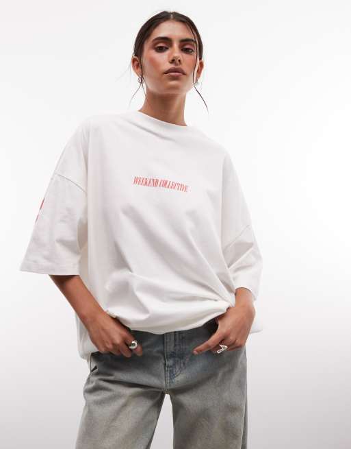 Weekend Collective Icon oversized t-shirt with stacked back logo in off white with red print, 2 of 4