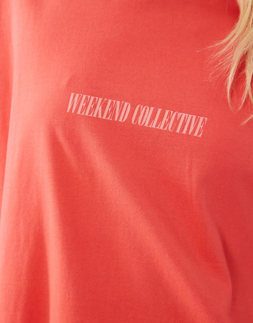 Weekend Collective Icon t-shirt oversize avec logo empilé au dos en rouge, 3 de 4