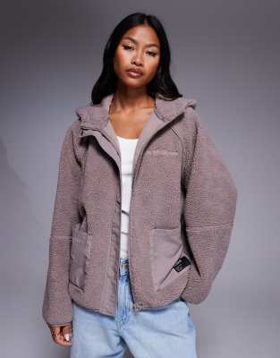 Weekend Collective - Jacke aus Teddyfleece in Braun mit durchgehendem Reißverschluss und Detail aus Nylon