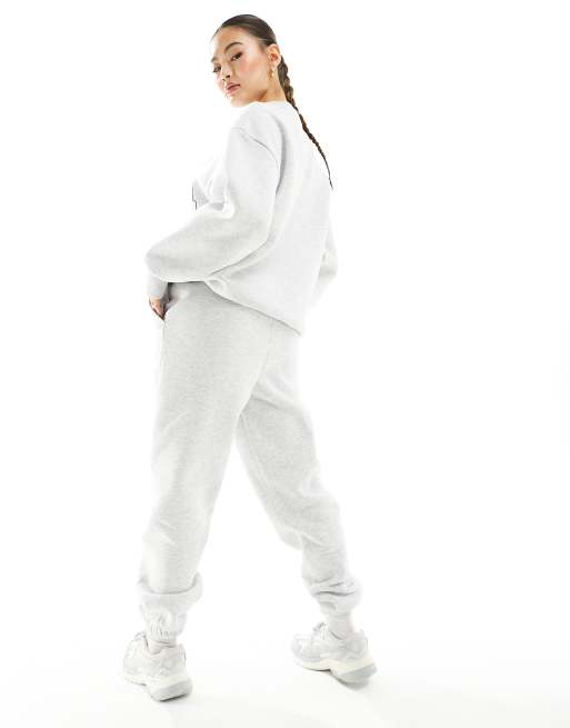 Weekend Collective - Joggingbroek met varsity logo in gemêleerd grijs, 4 van 5