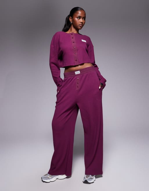 Weekend Collective - Joggingbroek van wafelstof met nylon detail en wijde pijpen in paars, deel van co-ord set