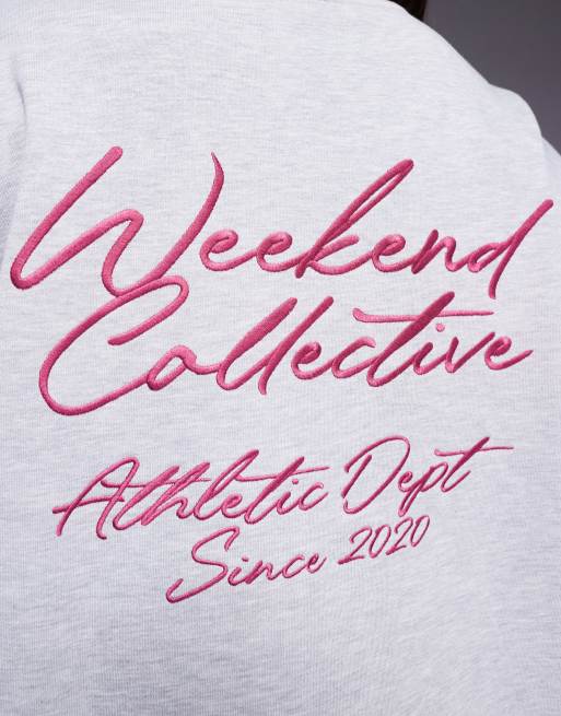 Weekend Collective – Kurzärmliges Sweatshirt in Grau meliert mit aufgestickter Grafik in Pflaume, 4 von 4