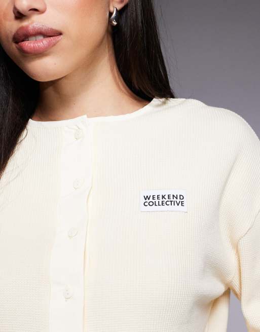 Weekend Collective – Ljusbeige, våfflad topp i nylon med knappar, del av set, 3 av 4