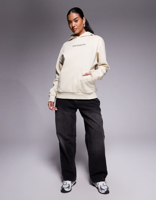 Weekend Collective - Oversized hoodie met gestapeld logo op de achterkant in beige, 3 van 4