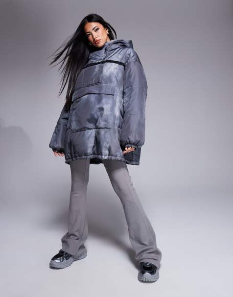 Weekend Collective pull over puffer coat in charcoal acid print - view 1