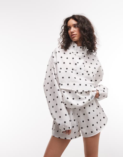 Weekend Collective track top and runner shorts set with woven label in polka dot print, 3 of 3