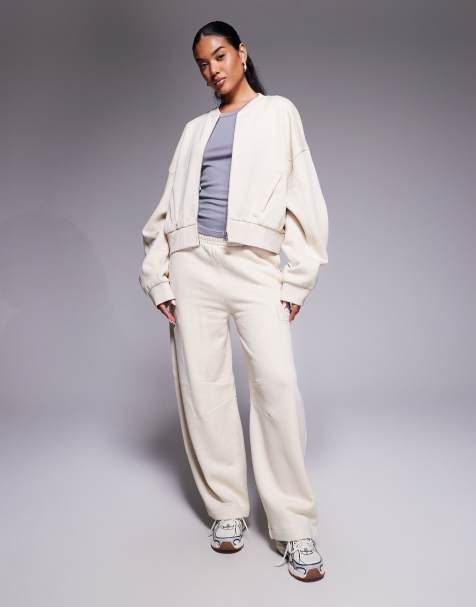 Weekend Collective – Schweres Set in Steinbeige mit Print in Kritzeloptik - view 1