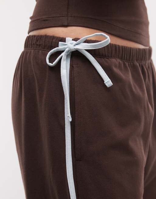 Weekend Collective set straight leg jogger with blue piping in chocolate, 2 of 5