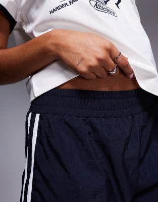 Asos Weekend Collective Weekend Collective Off The Shoulder T-shirt With Navy Contrast Trim And Runner Graphic In Blue