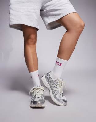 ASOS WEEKEND COLLECTIVE WEEKEND COLLECTIVE SOCK WITH WCA GRAPHIC DEISGN 