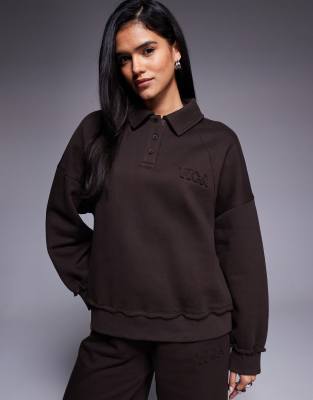 Weekend Collective - Sweat épais d'ensemble à motif Ski Club - Chocolat-Brown