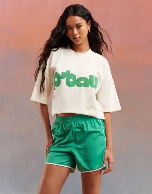 Weekend Collective - T-shirt dad fit oversize color latticello con logo