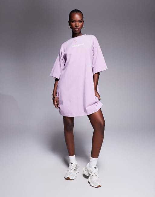 Weekend Collective T-shirt dress with stacked back logo in lilac and white