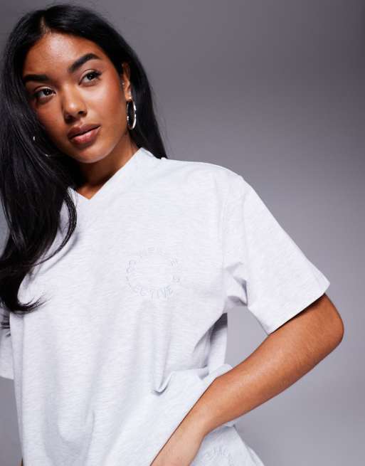 Weekend Collective - T-shirt grigio mélange con logo ricamato e scollo a V in coordinato, 3 di 4