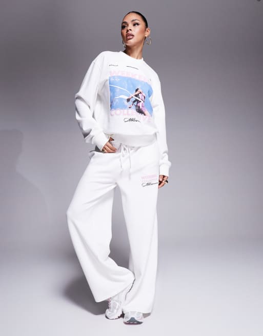 Weekend Collective textured sweatshirt with runner graphic -set, 2 of 4