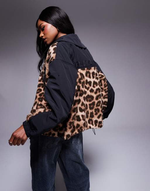 Weekend Collective - Trui van borg en nylon met ritssluiting in zwart met luipaardprint, 3 van 4