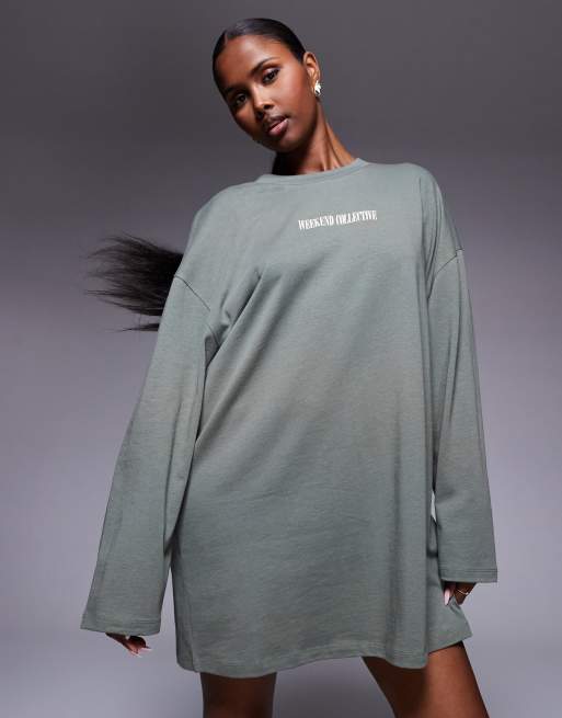 Weekend Collective - Vestito T-shirt oversize a maniche lunghe kaki con logo sul retro, 4 di 4