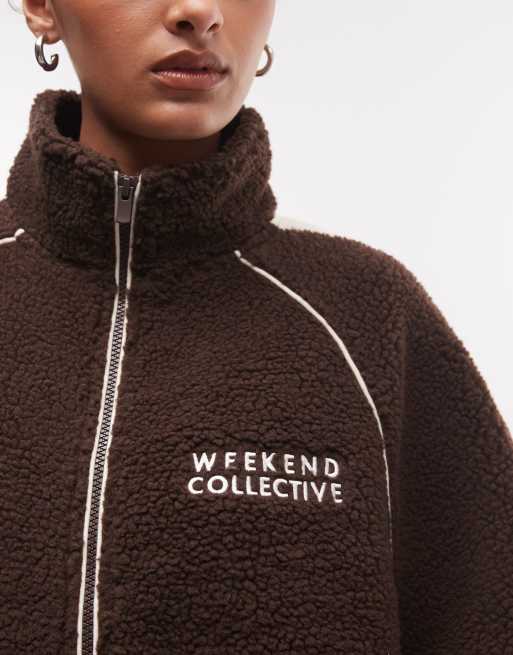 Weekend Collective zip through fleece with side stripe detail in chocolate, 3 of 4