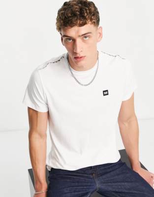 weekend offender white t shirt