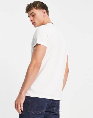 weekend offender white t shirt