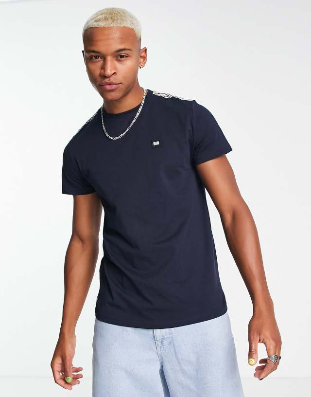 Weekend Offender Langmore t-shirt in navy