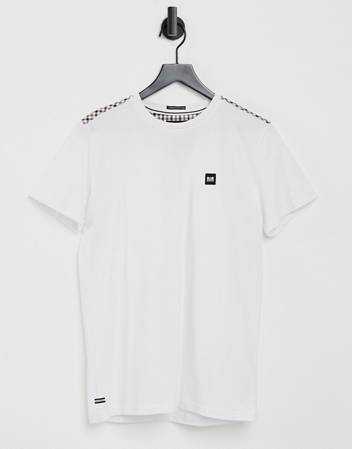 Weekend Offender langmore t-shirt with check shoulder in white