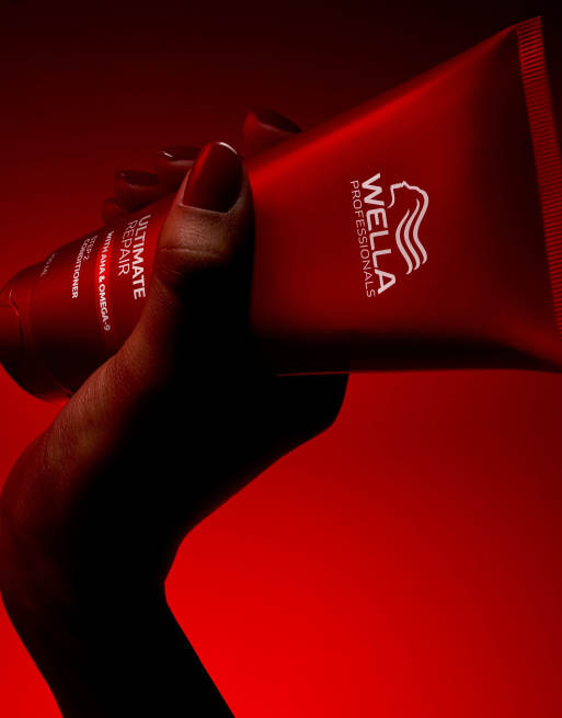 Wella Professionals Ultimate Repair Make it Strong Duo Set (save 36%), 3 of 3