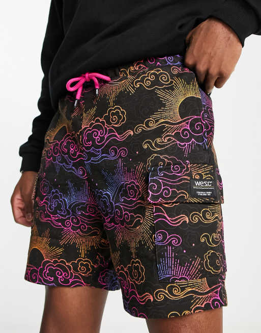 WeSC - Sorte shorts med skyprint
