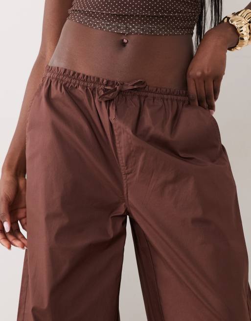 WeWoreWhat drawstring waist pull on balloon pant in deep brown , 4 of 5