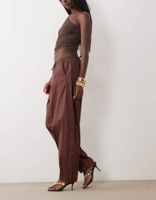 Weworewhat Drawstring Waist Pull On Balloon Pants In Brown