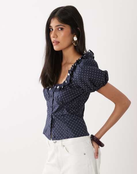 WeWoreWhat - Top blu navy con bottoni e volant - view 1