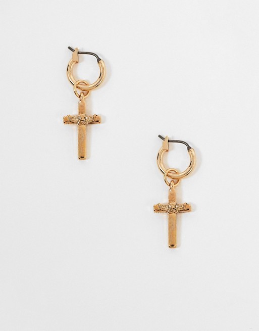 WFTW earrings with chrub detail in gold