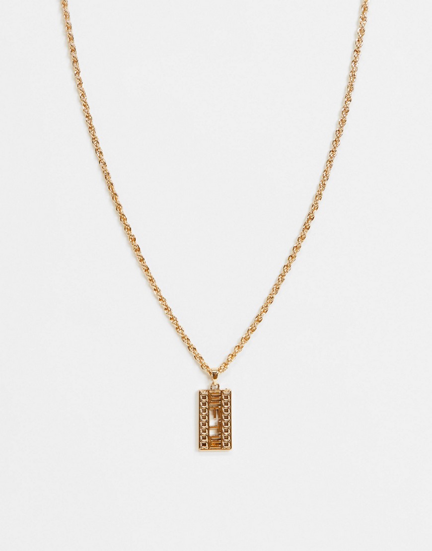 WFTW – Guldfärgad halskedja med rektangulärt hänge med utskurna detaljer