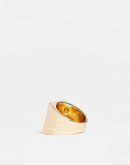  WFTW praying hands signet ring in gold 