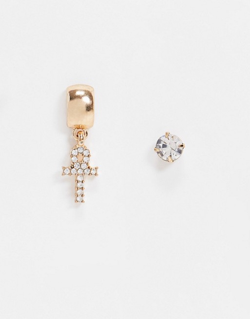 WFTW stud earrings in gold with cross design